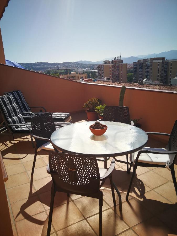 Apartamento Atico Carmen フエンヒロラ エクステリア 写真
