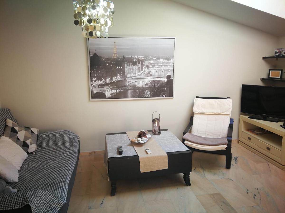 Apartamento Atico Carmen フエンヒロラ エクステリア 写真